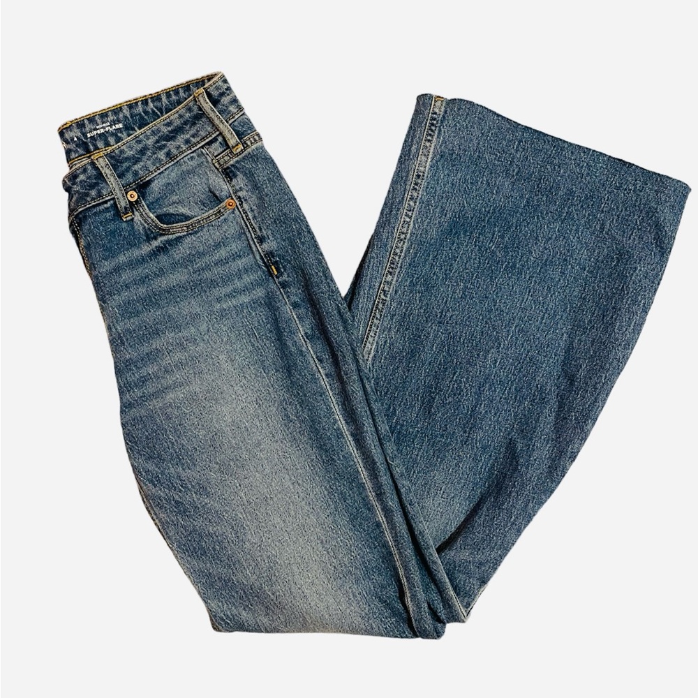 OLD NAVY Light-Blue Wash Mid-Rise Super Flare Women’s Jeans